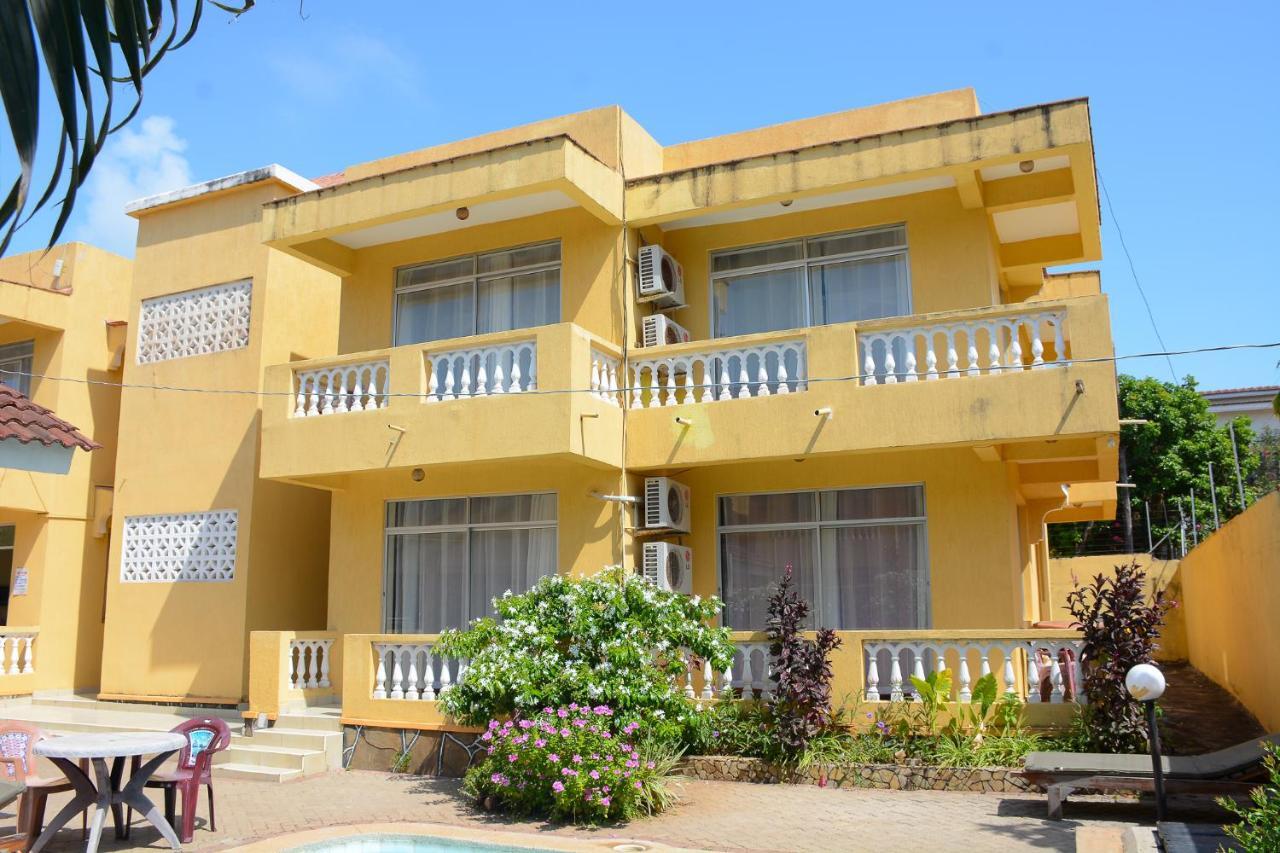 Pawenzi Serviced Apartments Mombasa Esterno foto